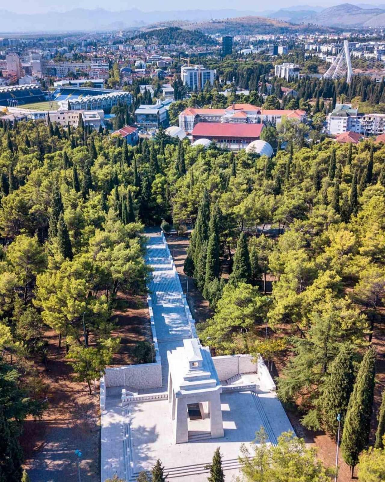 Gallery Apartment Подгорица Экстерьер фото